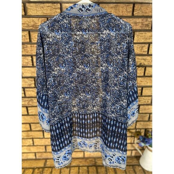 Wild Blue Sadie Robertson Open‎ Front Kimono - Picture 2 of 6